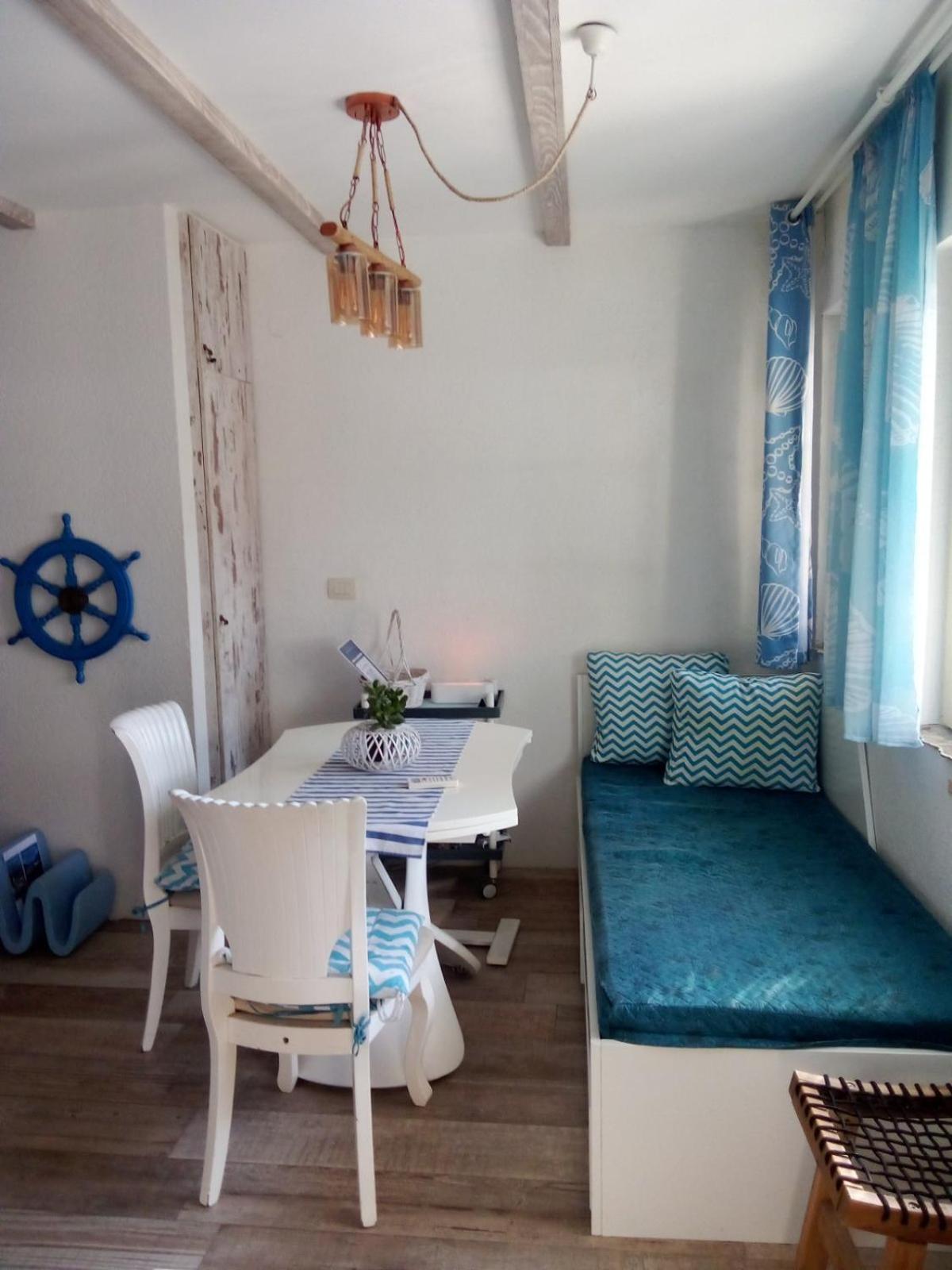 Apartment Mediterraneo Seagull Perast Exterior foto